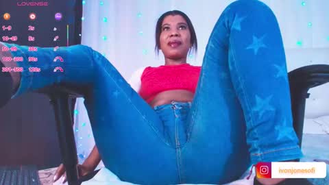  Ivon  Miss Jones  online show from 10-28-25, 04:05