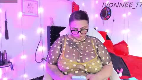 Ivonne online show from 03-17-26, 02:38