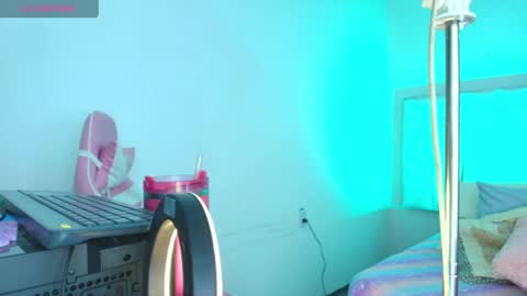 Snapshot of ivonnygoldie chatting on 07-20-26, 11:18 Ivonny online show from 07-20-26, 11:18