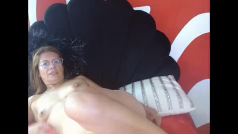 ivory_mistress online show from 05-11-26, 04:04