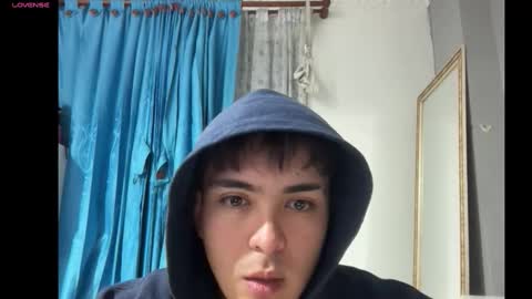 Snapshot of ivy_0000 chatting on 12-19-25, 01:45 ivy online show from 12-19-25, 01:45