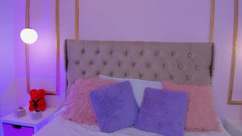 Snapshot of ivy___collins chatting on 07-26-26, 11:22 maria online show from 07-26-26, 11:22