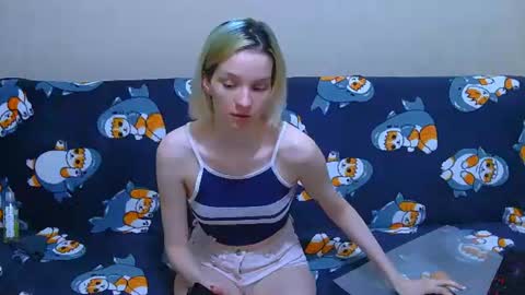 Ivy and Lester online show from 07-28-26, 04:52