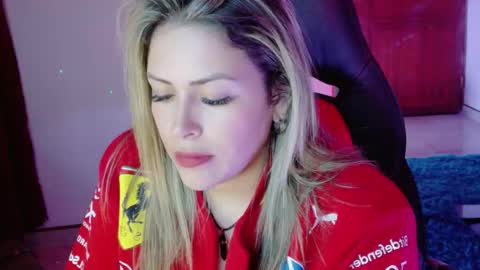 Diana Rojas  online show from 11-20-25, 02:23