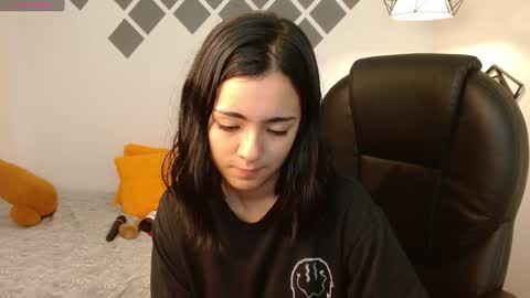 Snapshot of ivy_gail chatting on 12-28-24, 04:08  IVY online show from 12-28-24, 04:08