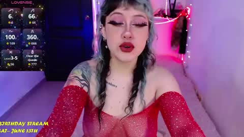 Snapshot of ivy_rosse chatting on 06-08-26, 04:07 You can find more of me here online show from 06-08-26, 04:07