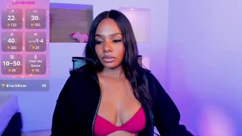 Snapshot of ivybliss8 chatting on 02-18-25, 06:15 i v y  b l i s s online show from 02-18-25, 06:15