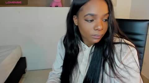 Snapshot of ivybliss8 chatting on 03-09-25, 12:09 i v y  b l i s s online show from 03-09-25, 12:09