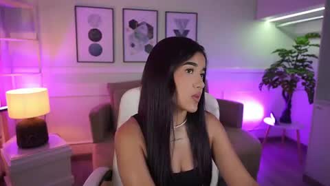 Ivy Grabes online show from 07-15-26, 11:37