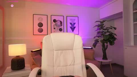 Ivy Grabes online show from 07-28-26, 12:48
