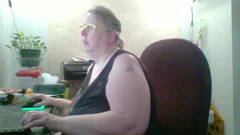 ivyjane3522 online show from 05-13-26, 02:36