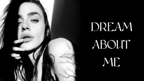 Snapshot of ivyjonson chatting on 12-27-24, 03:59 Miss Ivy online show from 12-27-24, 03:59