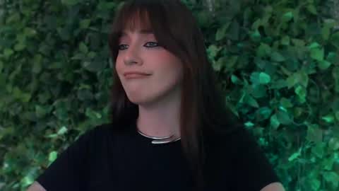 Snapshot of ivyjonson chatting on 06-20-26, 10:34 Miss Ivy online show from 06-20-26, 10:34