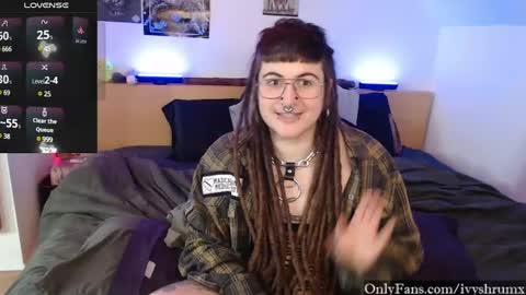 Snapshot of ivyshrumx chatting on 01-19-25, 10:39 Ivy ShrumX online show from 01-19-25, 10:39