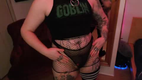 Snapshot of ivyshrumx chatting on 02-28-26, 02:01 Ivy ShrumX online show from 02-28-26, 02:01