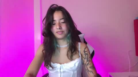 Ivy  online show from 02-09-26, 10:14