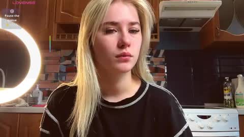 ivywairley online show from 04-05-26, 05:04