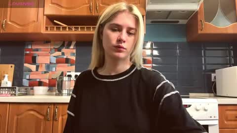 ivywairley online show from 04-28-26, 03:11