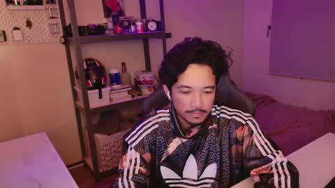 Snapshot of iwasd3nse chatting on 12-19-24, 11:29 iwasd3nse online show from 12-19-24, 11:29