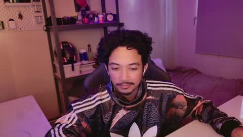 Snapshot of iwasd3nse chatting on 12-19-24, 05:40 iwasd3nse online show from 12-19-24, 05:40