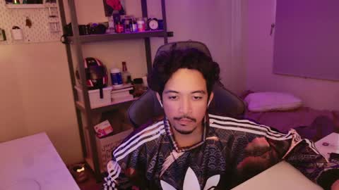 Snapshot of iwasd3nse chatting on 12-20-24, 12:19 iwasd3nse online show from 12-20-24, 12:19