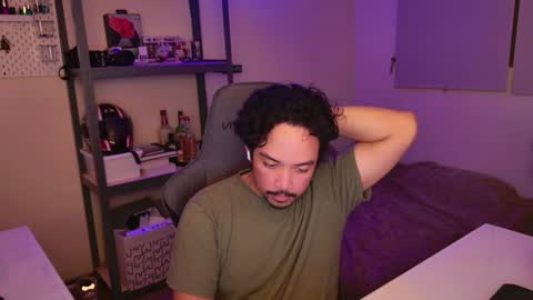 Snapshot of iwasd3nse chatting on 01-19-25, 05:48 iwasd3nse online show from 01-19-25, 05:48