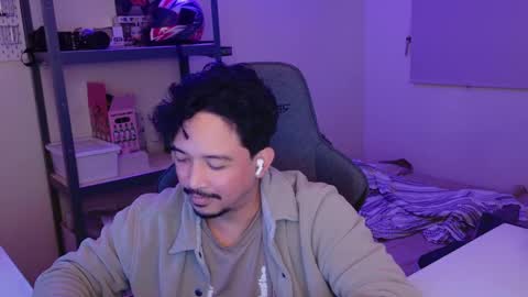 Snapshot of iwasd3nse chatting on 02-04-25, 01:34 iwasd3nse online show from 02-04-25, 01:34