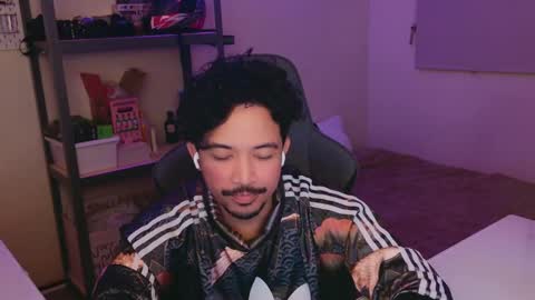 Snapshot of iwasd3nse chatting on 02-18-25, 05:31 iwasd3nse online show from 02-18-25, 05:31