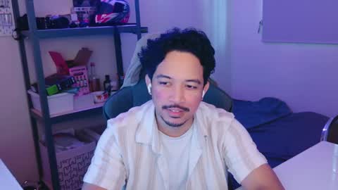 Snapshot of iwasd3nse chatting on 02-25-25, 12:47 iwasd3nse online show from 02-25-25, 12:47