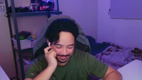 Snapshot of iwasd3nse chatting on 03-01-25, 02:02 iwasd3nse online show from 03-01-25, 02:02