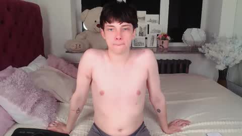 Maxim online show from 03-23-26, 03:38