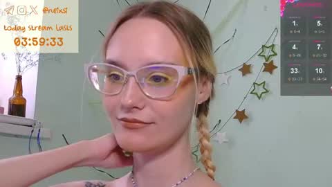 Nina online show from 07-25-26, 10:35