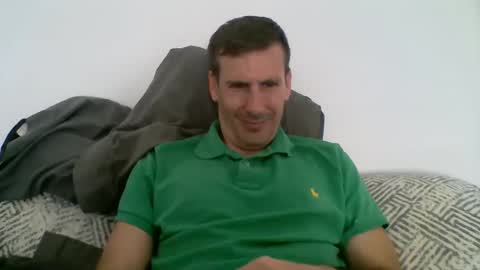 Snapshot of iyoperro chatting on 11-04-25, 10:25 Casandro online show from 11-04-25, 10:25