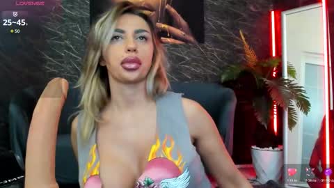 izabelatessa online show from 12-19-25, 08:38