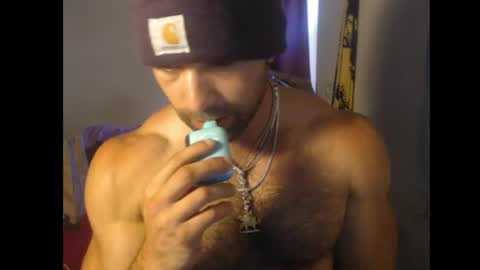 Snapshot of izak144 chatting on 06-10-26, 06:51 izak144 online show from 06-10-26, 06:51