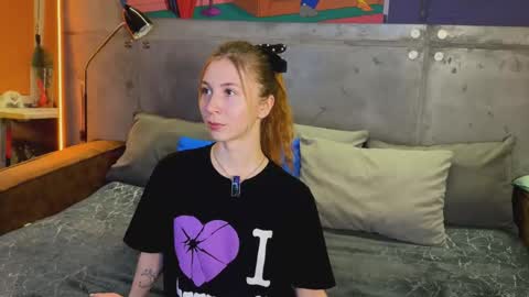 izi online show from 10-19-25, 04:07