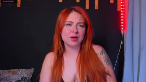 Snapshot of izyzys_baker chatting on 07-24-26, 05:49 hot izys online show from 07-24-26, 05:49