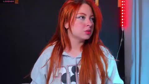 Snapshot of izyzys_baker chatting on 07-25-26, 07:39 hot izys online show from 07-25-26, 07:39