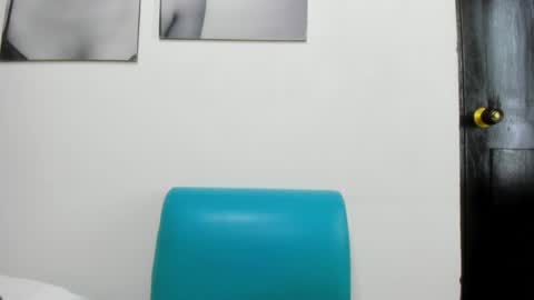 Izzy online show from 01-15-25, 08:16