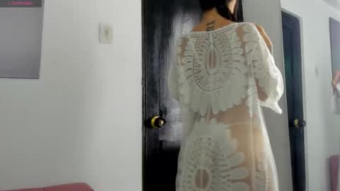 Izzy online show from 10-10-25, 07:24