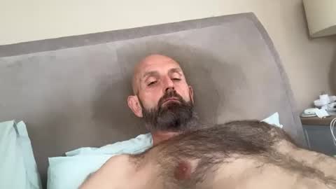 izzysboytoy1 online show from 07-10-26, 10:51