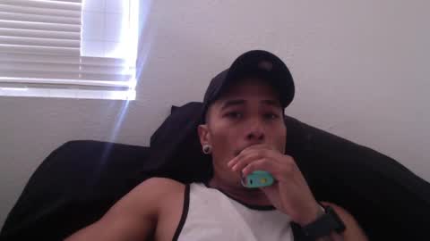 Snapshot of j0nnyk1ng chatting on 02-10-25, 11:55 Mugen online show from 02-10-25, 11:55