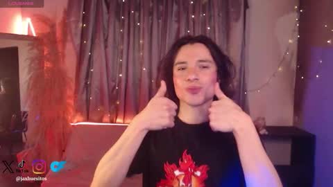 Hey im Jaxxxon check my info     online show from 01-18-26, 10:41