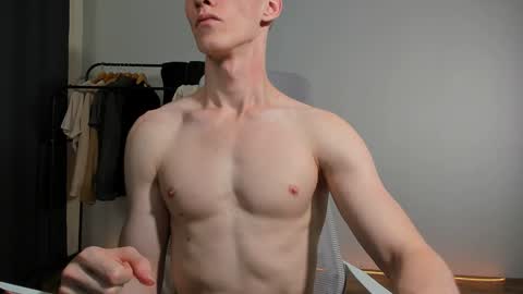 Snapshot of j_akira13 chatting on 12-25-24, 05:37 Danny online show from 12-25-24, 05:37