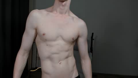 Snapshot of j_akira13 chatting on 02-18-25, 06:26 Danny online show from 02-18-25, 06:26