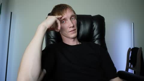 Snapshot of j_akira13 chatting on 10-13-25, 10:26 Danny online show from 10-13-25, 10:26
