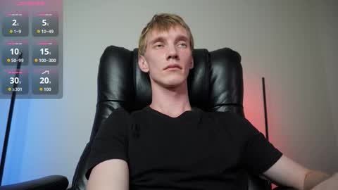Snapshot of j_akira13 chatting on 10-23-25, 09:30 Danny online show from 10-23-25, 09:30