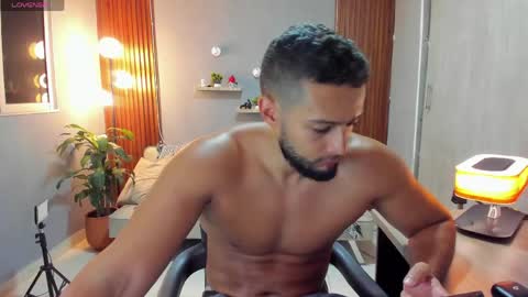 Snapshot of j_calix chatting on 05-10-26, 12:27 Calix Independient model Insta and twt Calixsnake online show from 05-10-26, 12:27
