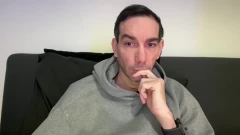 Snapshot of j_dc chatting on 02-18-26, 09:33 j_dc online show from 02-18-26, 09:33