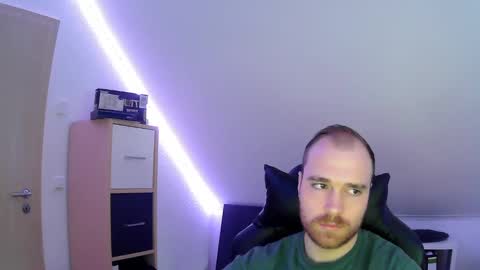 here4y online show from 12-31-24, 09:53